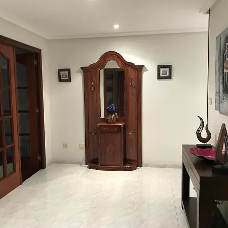 - 3 Bedrooms With Wifi - 03683 *